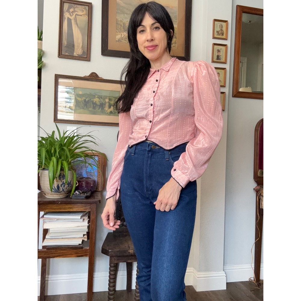 Vintage 70s prairie style Pink Cropped lurex thread Blouse Black Trim Button up - Picture 2 of 7